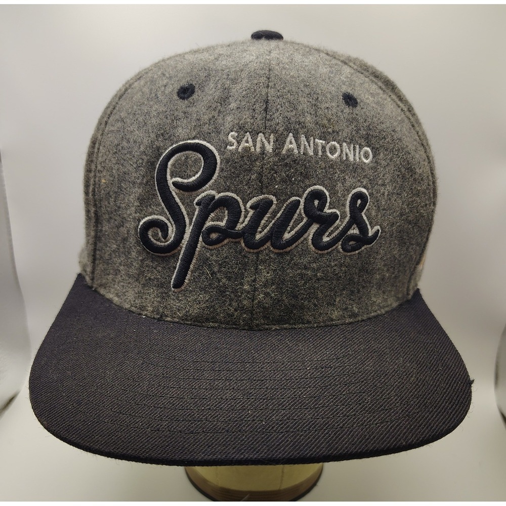 Mitchell Ness San Antonio Spurs Hardwood Classics Wool Snapback Hat Gray Black‎